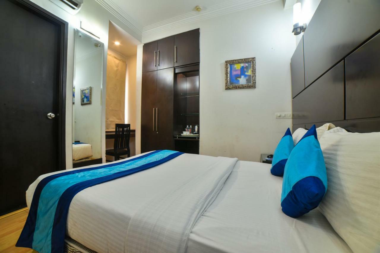 Hotel Mint Casa ニューデリー エクステリア 写真